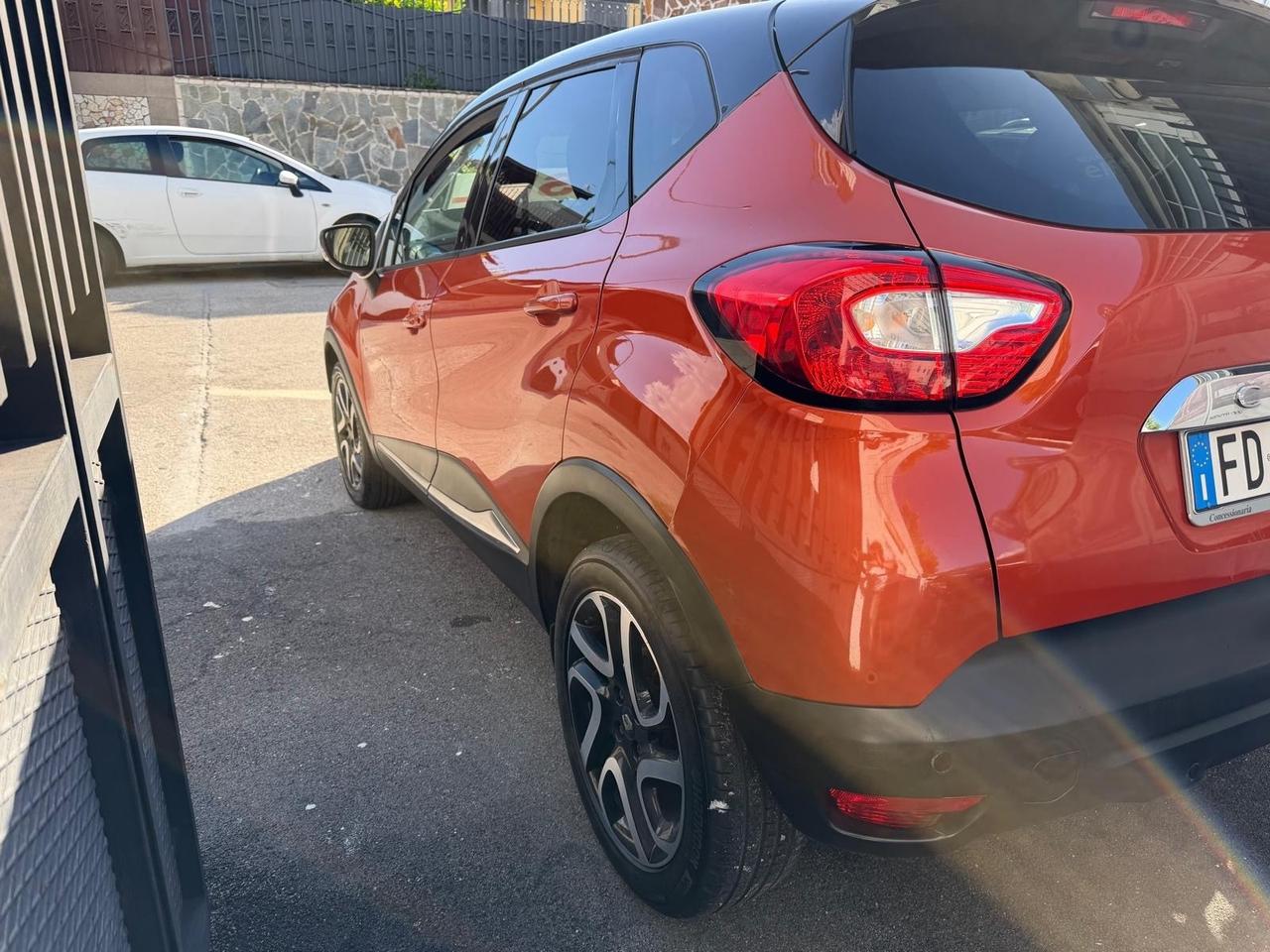 Renault Captur dCi 8V 90 CV EDC Start&Stop Energy Iconic
