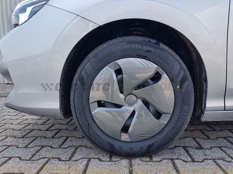 MG MG3 MG3 1.5 MT STD Cosmic Silver