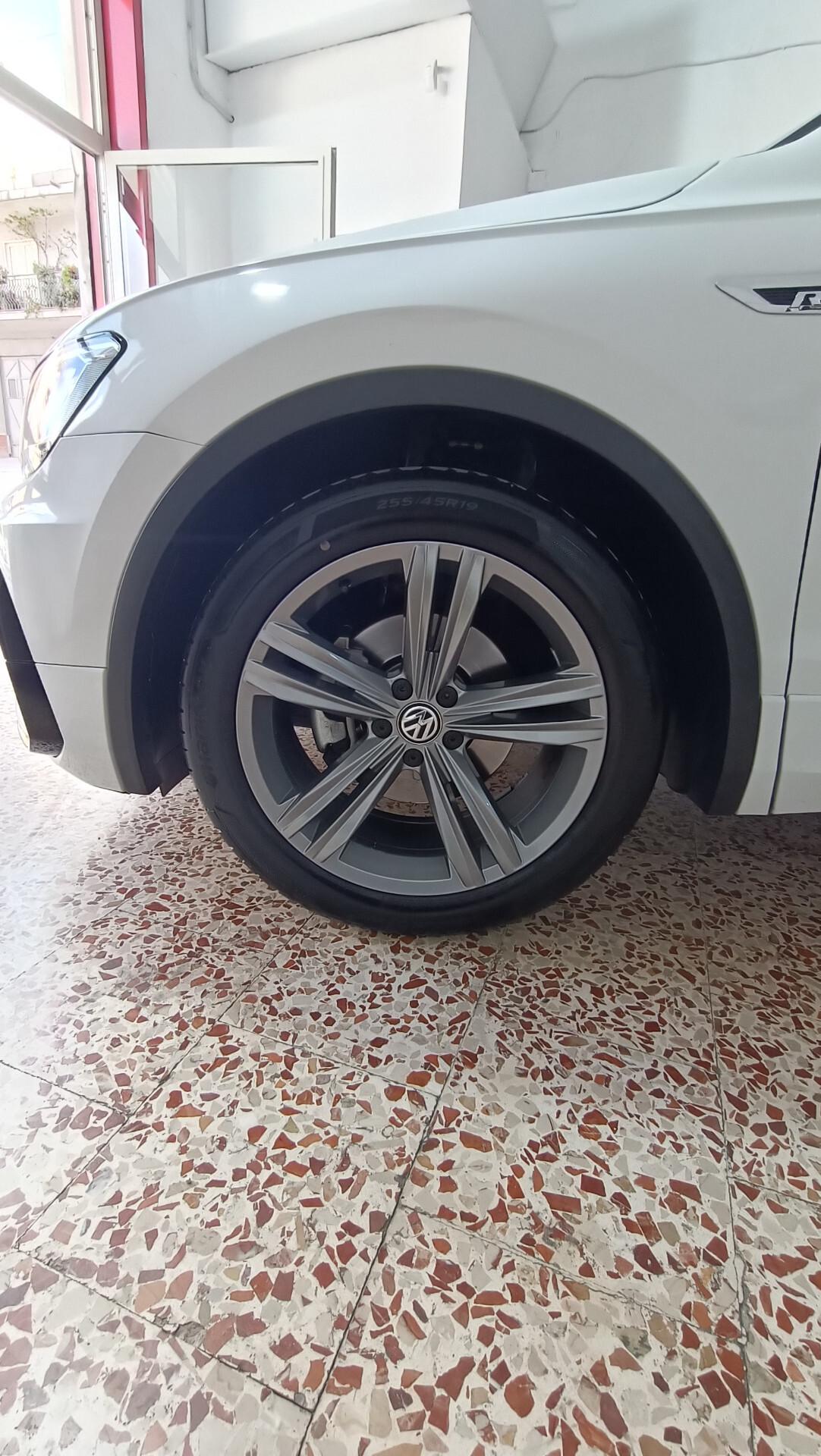 Volkswagen Tiguan 1.6 TDI SCR Sport BlueMotion Technology