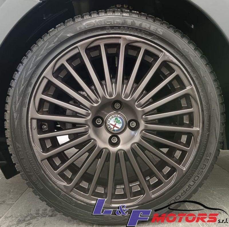 Alfa Romeo MiTo Distinctive OK NEOPATENTATI USATO SELEZIONATO