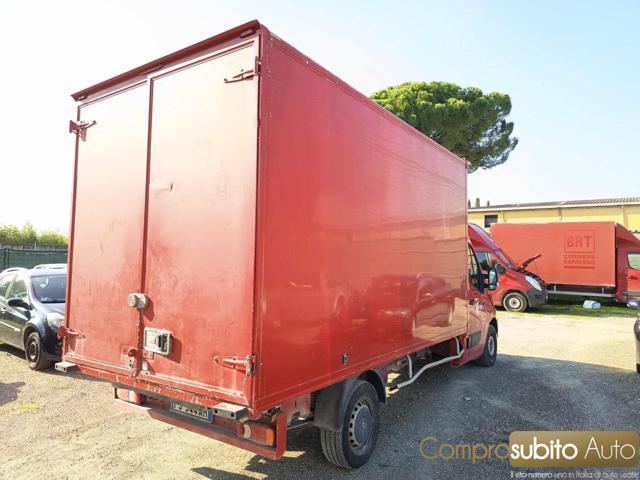 RENAULT Master 120.33 2.5 dCi +IVA 22%