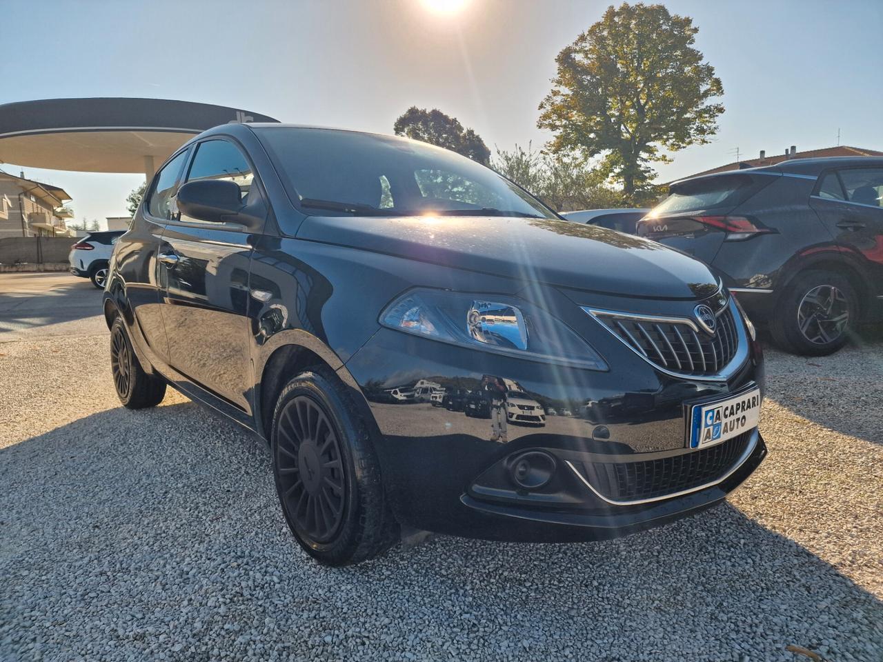 Lancia Ypsilon 1.2 69 CV 5 porte GPL Ecochic Silver