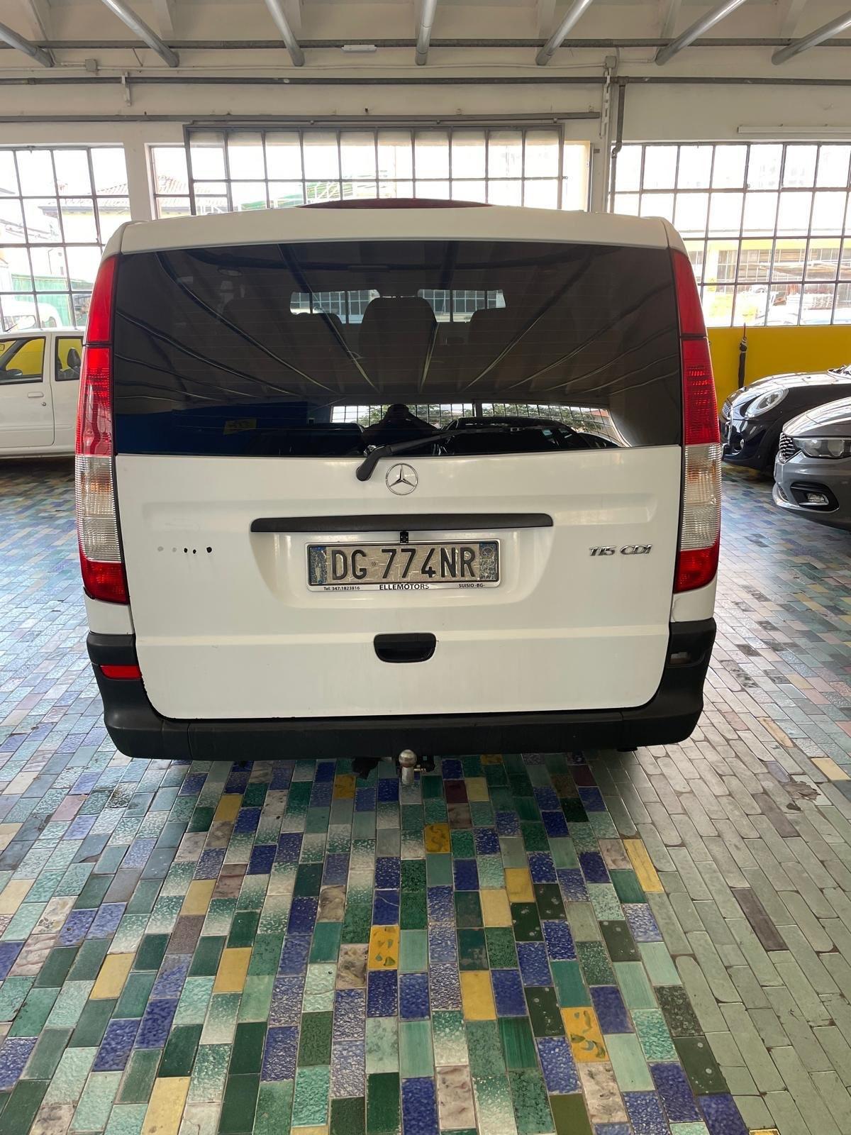 Mercedes-benz Vito 9 POSTI