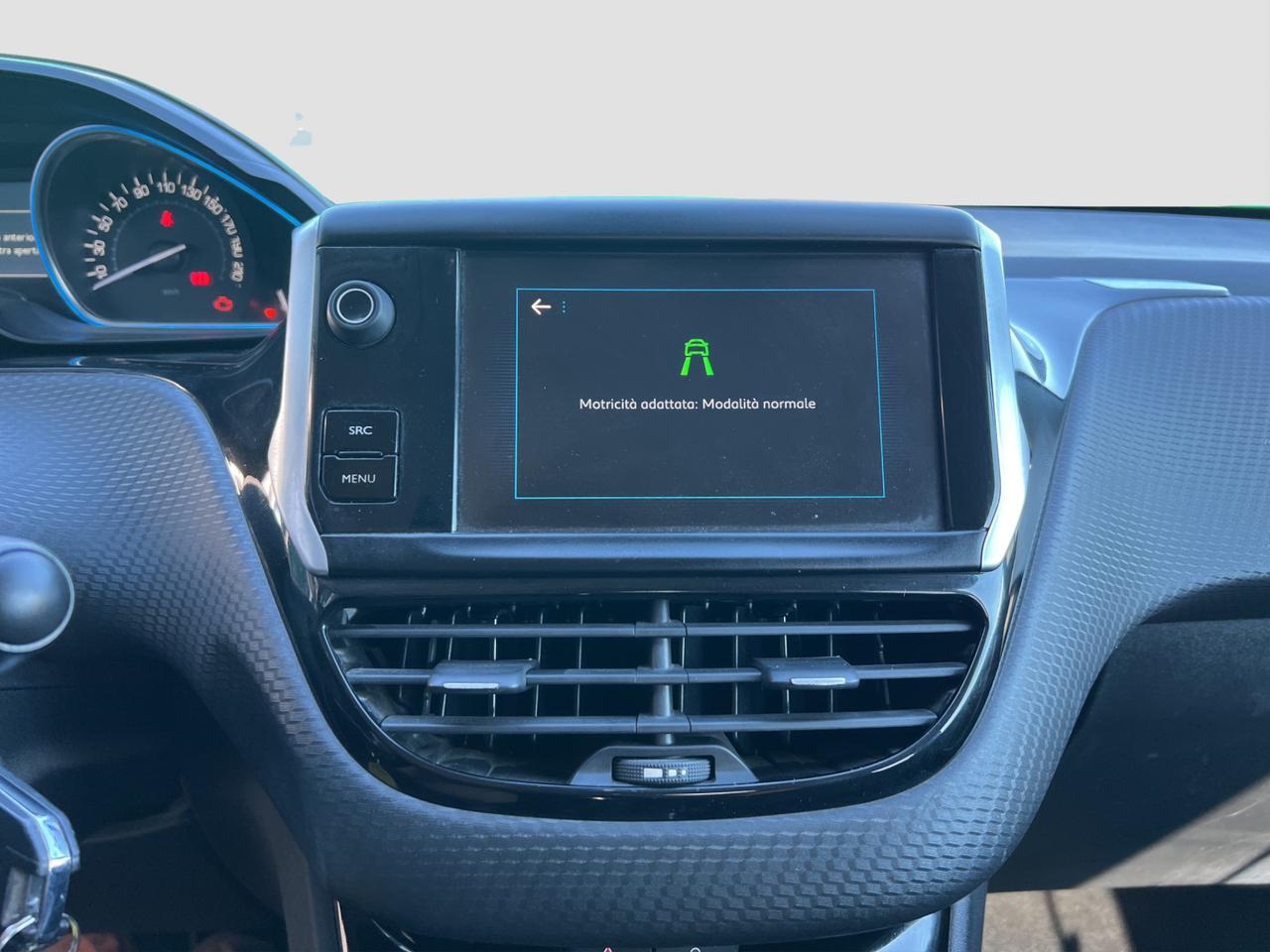 PEUGEOT 2008 BlueHDi 100 Allure