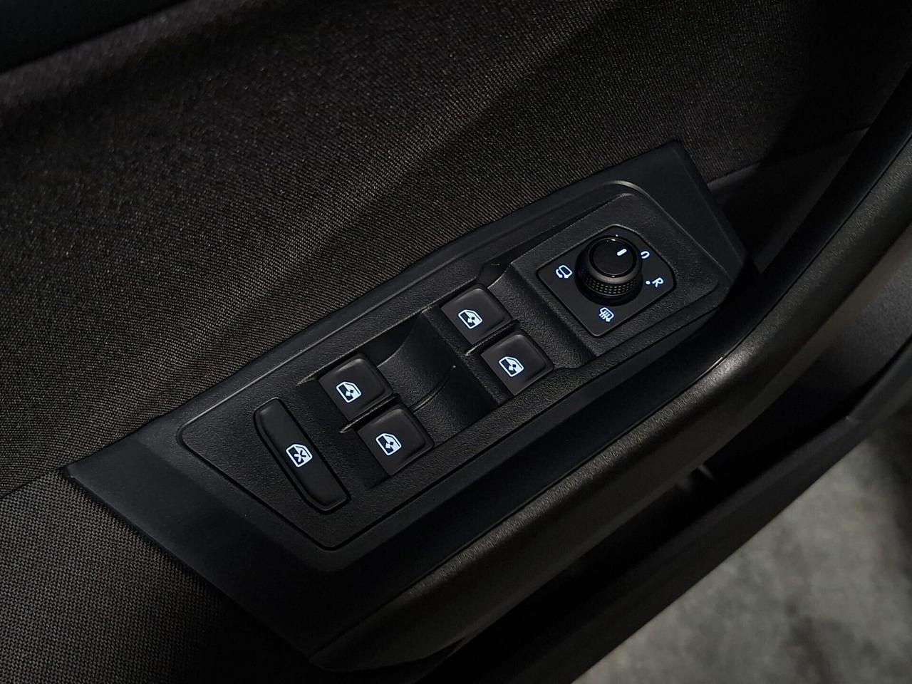 Volkswagen T-Roc 1500 TSI ACT 150CV Sport Km.0