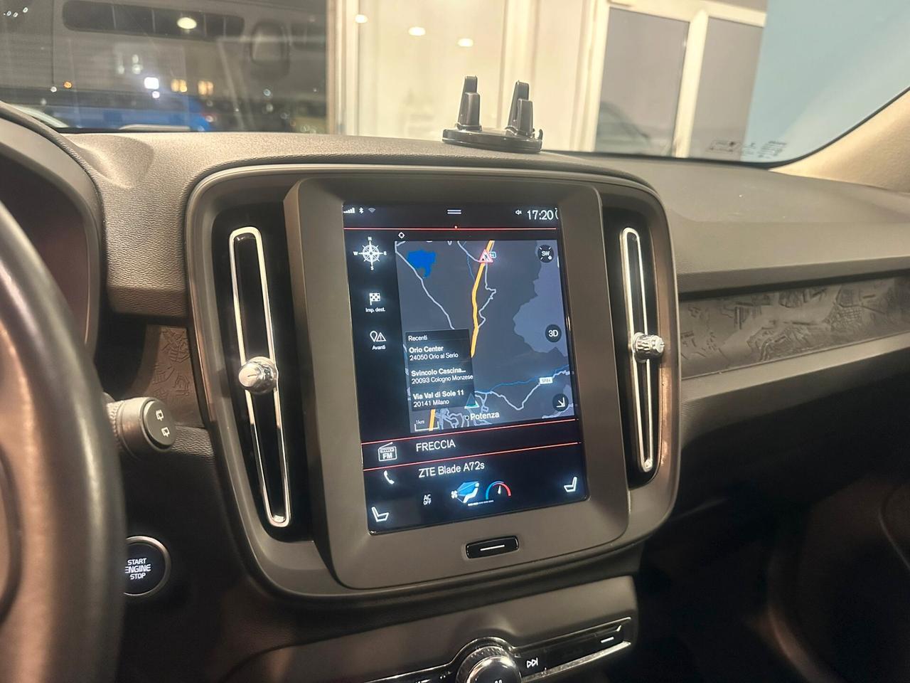VOLVO XC40 D3 GEARTRONIC INSCRIPTION