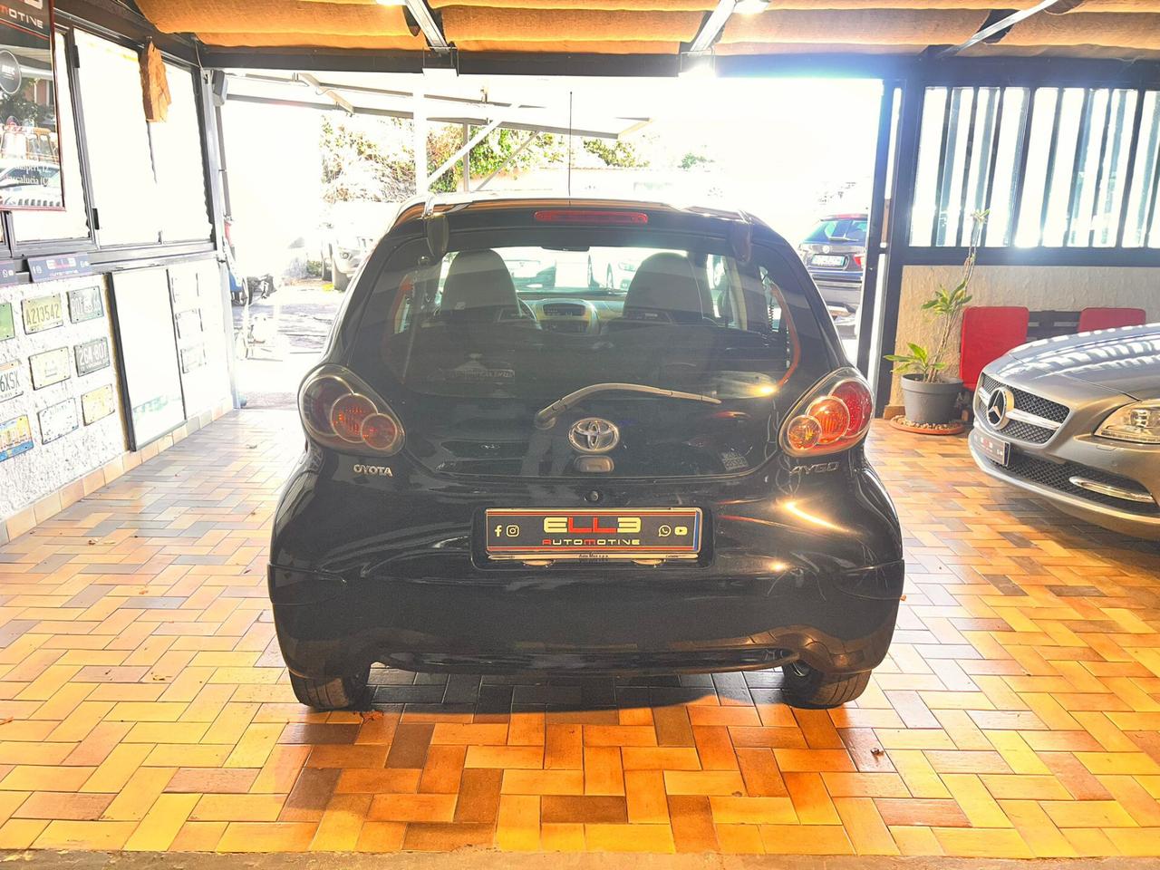 Toyota Aygo 1.0 5 porte NEOPATENTAO