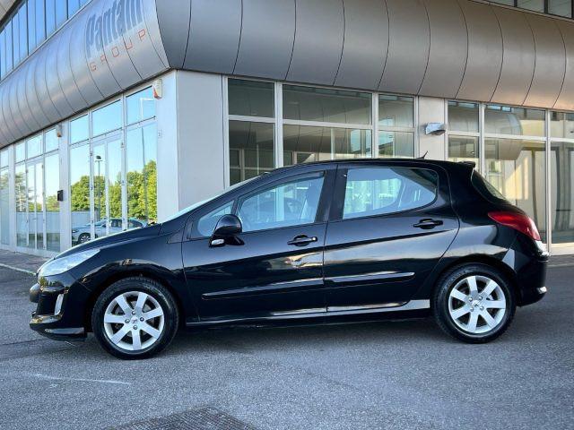 PEUGEOT 308 1.6 HDi 90CV 5P. Neopatentati