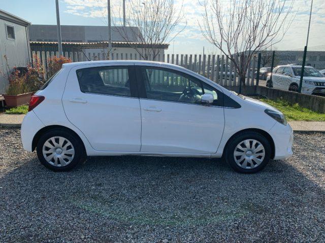 TOYOTA Yaris 1.0 5 porte Lounge