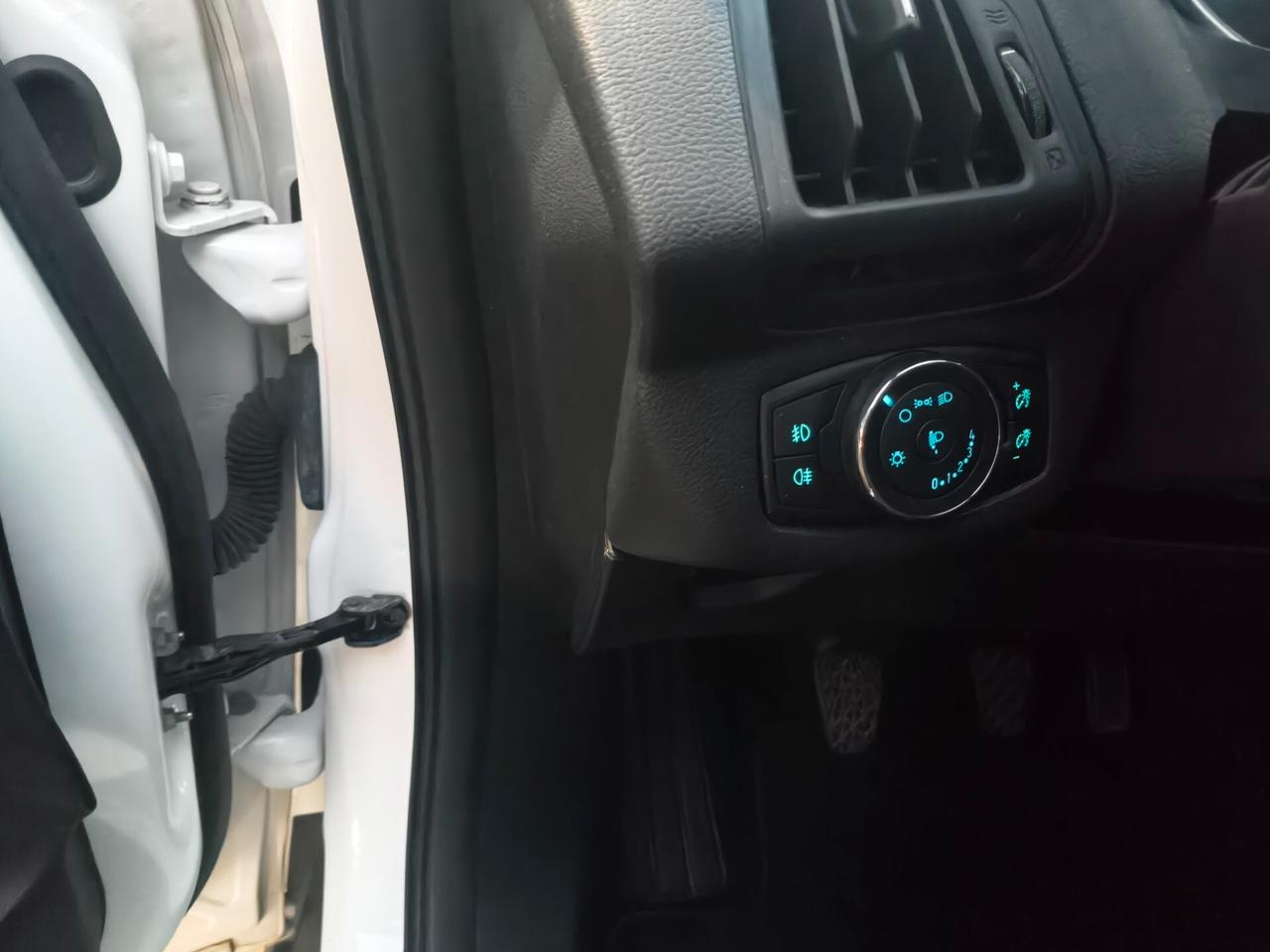 Ford B-Max 1.5 TDCi 2017 SOLO 118.000 KM