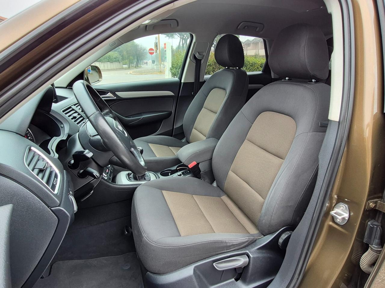 Audi Q3 2.0 TDI 140 CV Advanced S line