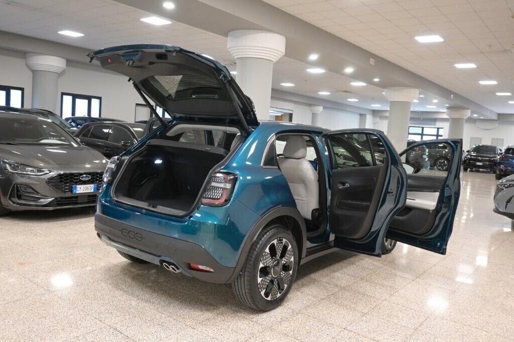 FIAT 600 HYBRID 136CV AUTOMATICA LA PRIMA – 23.000 KM – FULL OPTIONAL
