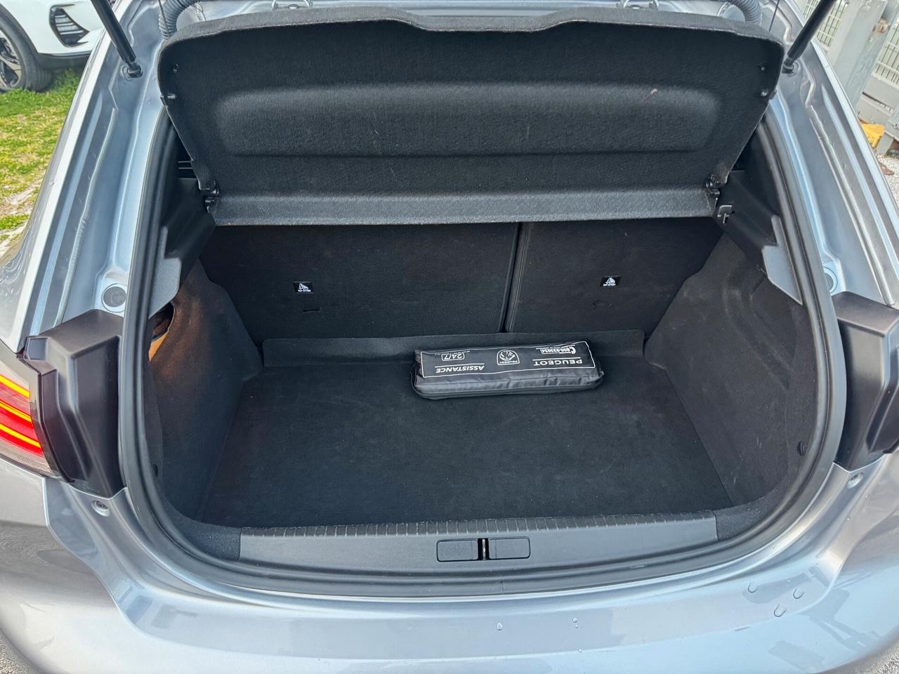 Peugeot 208 1.2cc PureTech 100cv S&S Allure