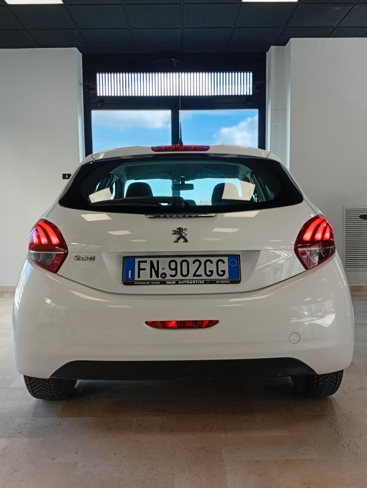 Peugeot 208 PureTech 82 5p. GPL Allure