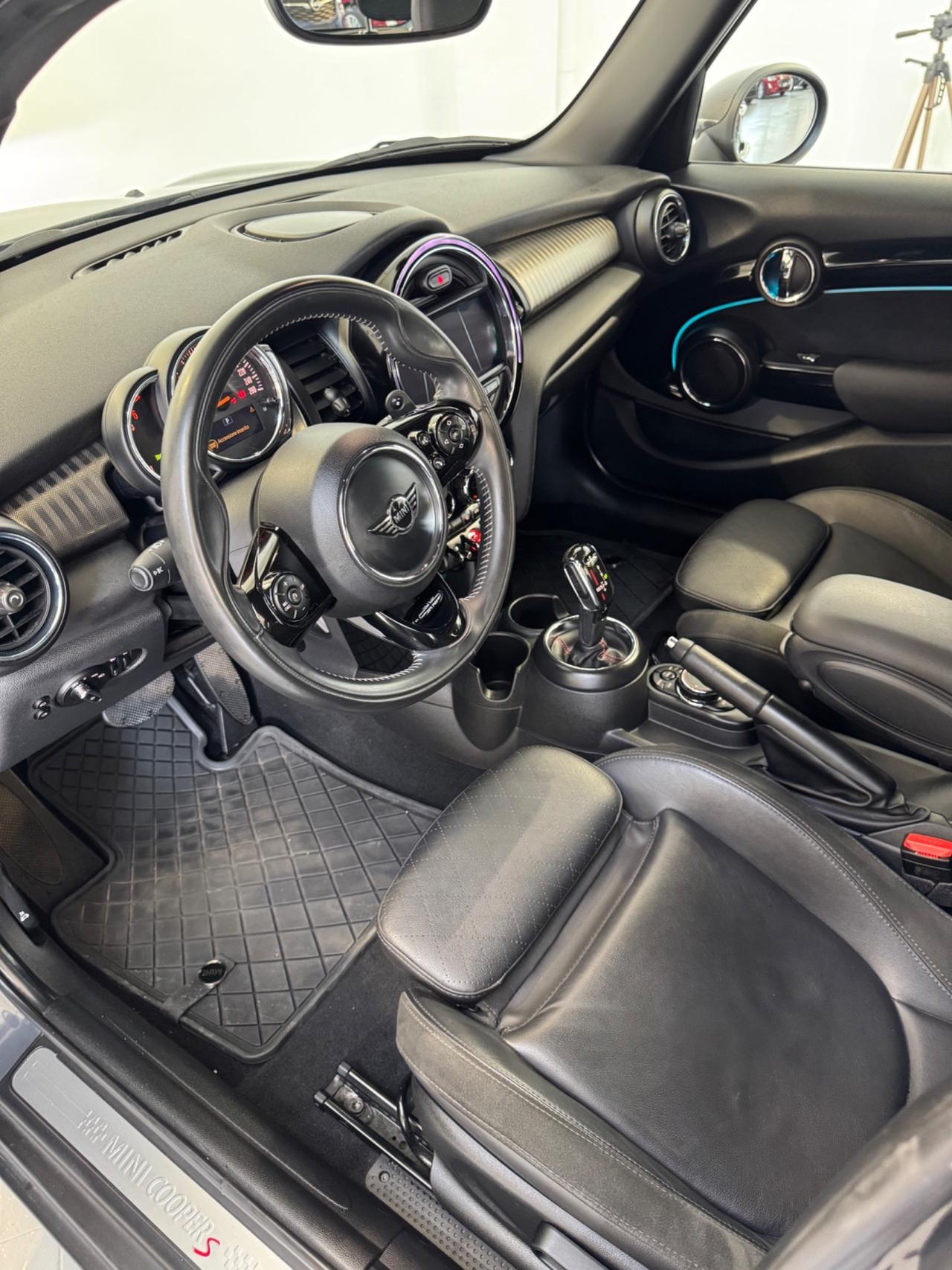 Mini Mini 2.0 Cooper SD aut. Hype 5 porte