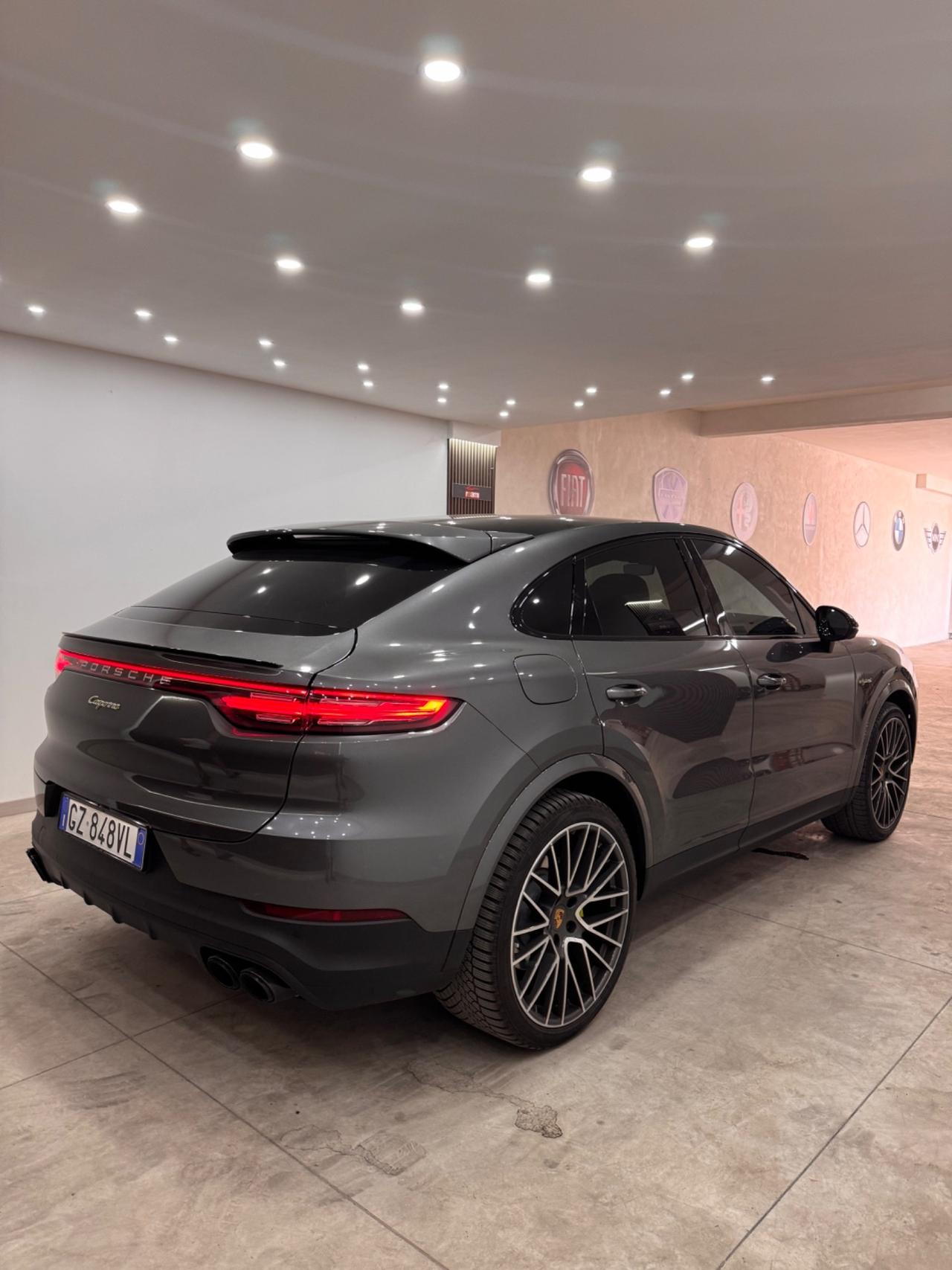 Porsche Cayenne Coupé 3.0 V6 E-Hybrid