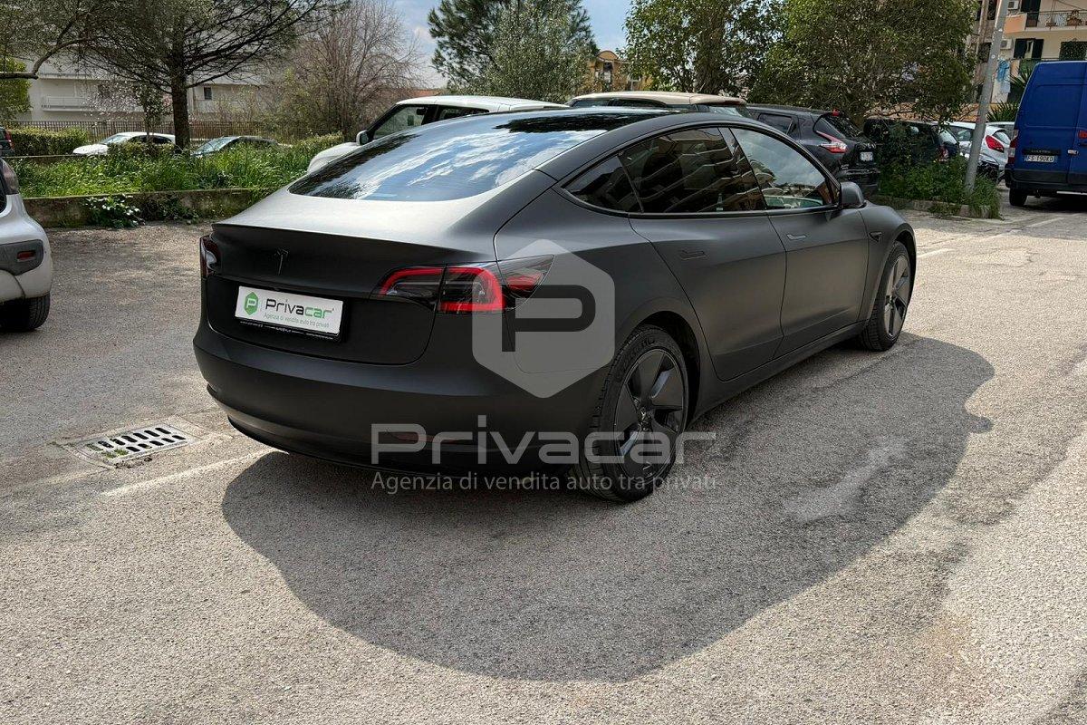 TESLA Model 3 RWD