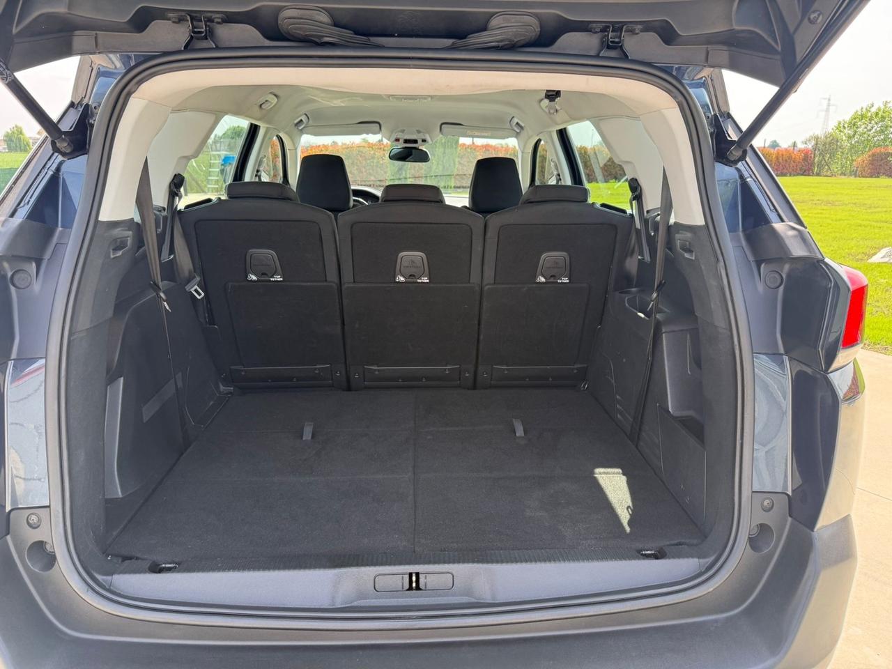 Peugeot 5008 7 POSTI