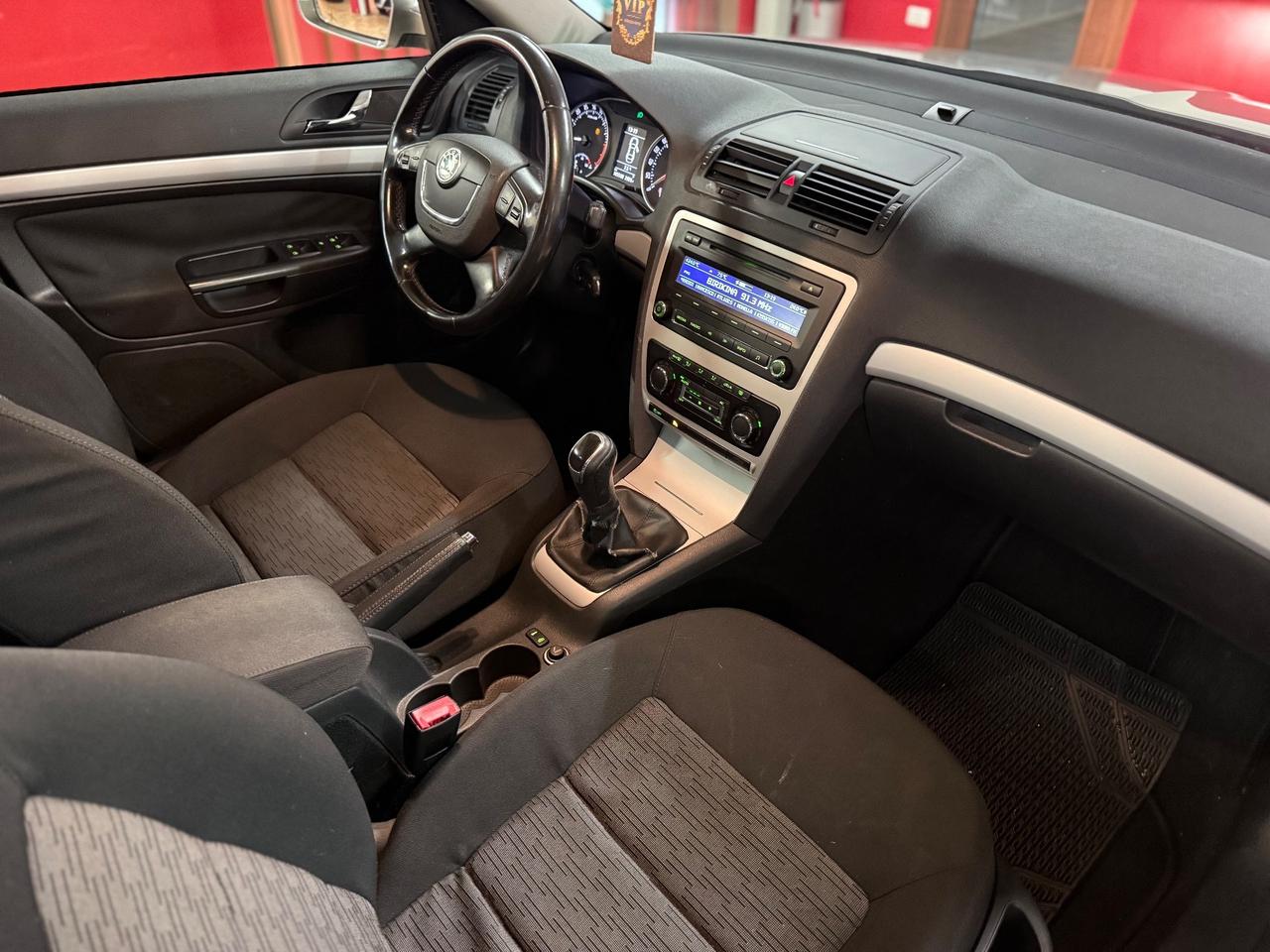 Skoda Octavia 1.6 TDI CR F.AP. Wagon Elegance