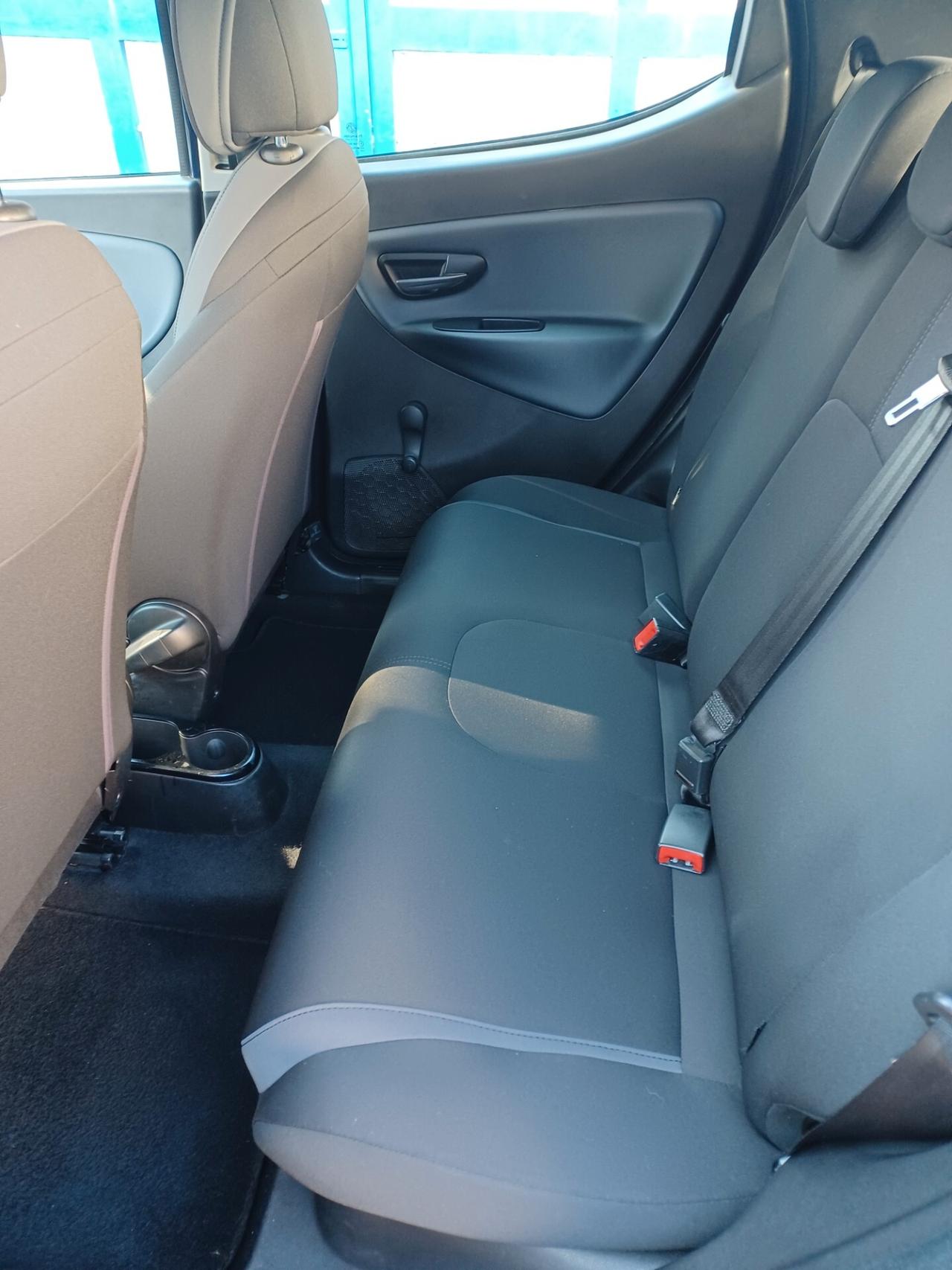 Lancia Ypsilon 1.2 5 porte Gold ANNO 2017 EURO 6