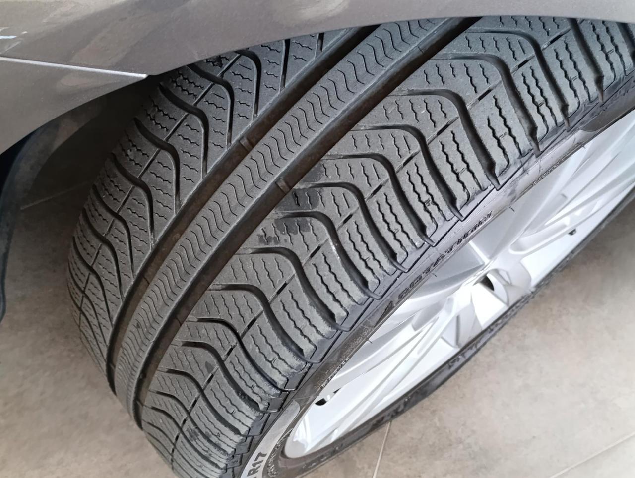 Volkswagen Golf 5 Porte Golf 5p 1.6 tdi Sport Edition 110cv