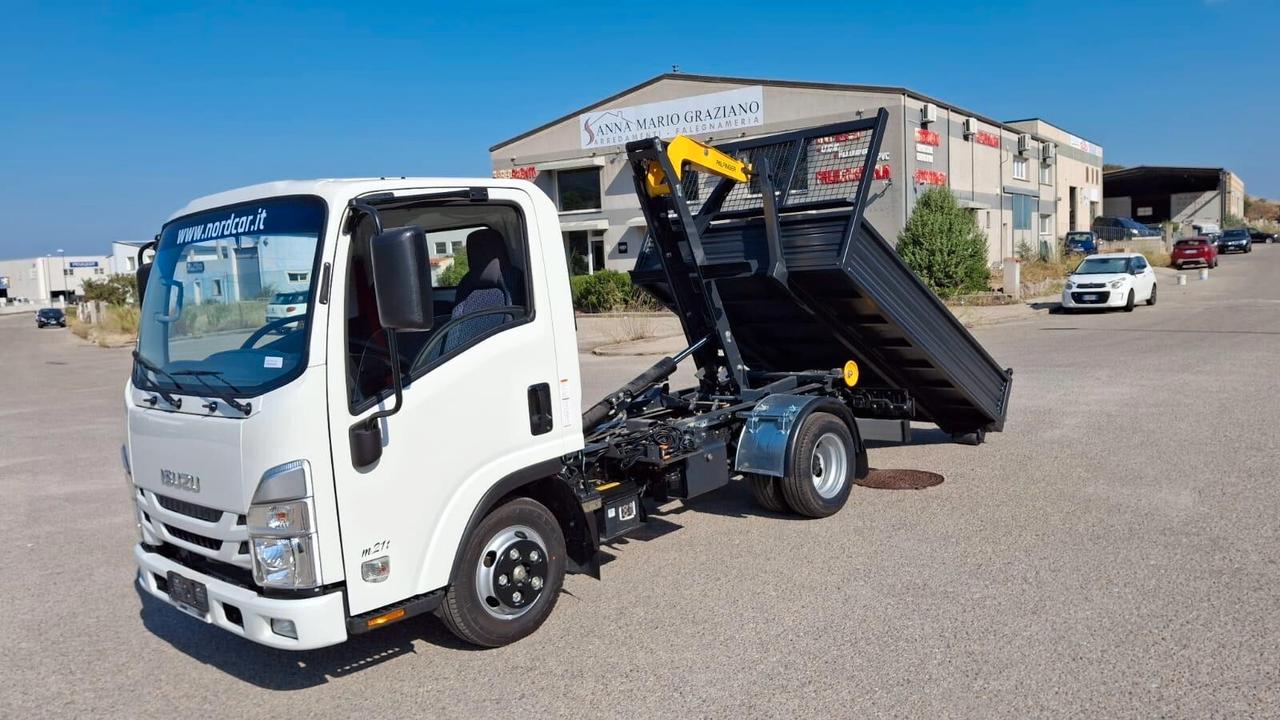 Isuzu M21 ISUZU M21 T ALLESTIMENTO SCARRABILE PALFINGER