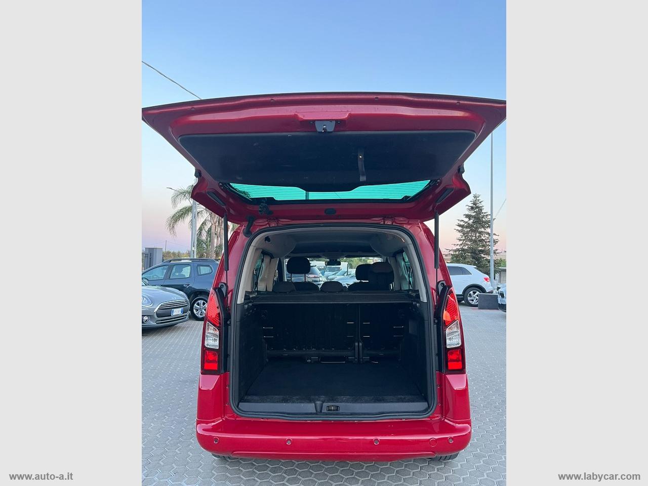 PEUGEOT Partner Tepee VTi 120 Active