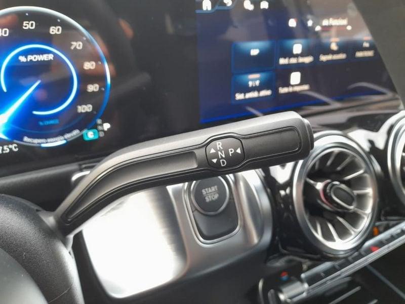 Mercedes-Benz EQB 250+ AMG Line Advanced