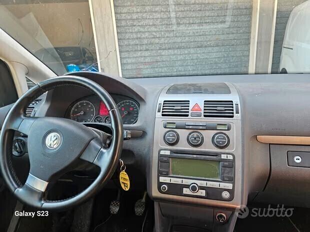Volkswagen Touran 2.0 Highline METANO