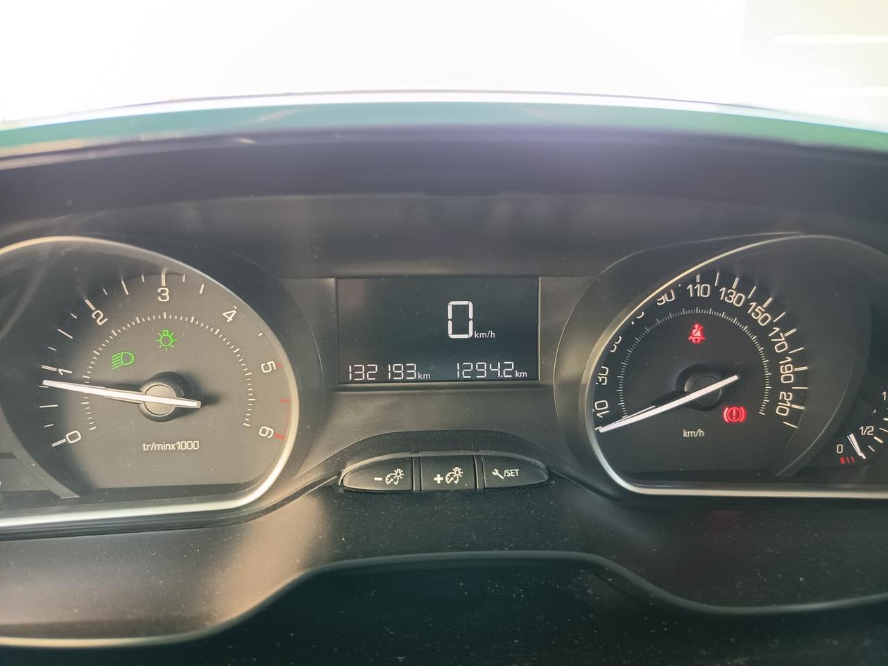 Peugeot 2008 BlueHDi 100 Active
