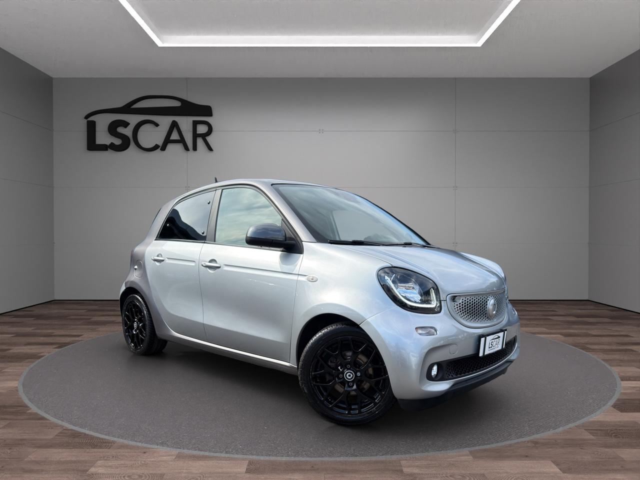 Smart forfour 0.9 t Passion 90cv - Unipro - Promo Finanziamento - Cerchi 16" - Schermo - Retrocamera