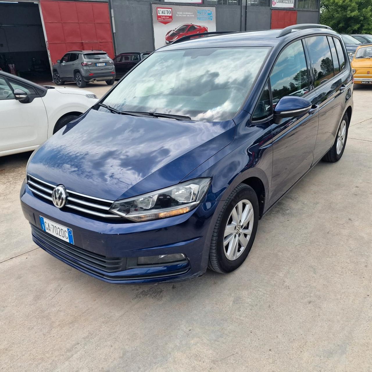 Volkswagen Touran 2.0 TDI 115 CV DSG UNICO PROPRIETARIO IVA DEDUCIBILE