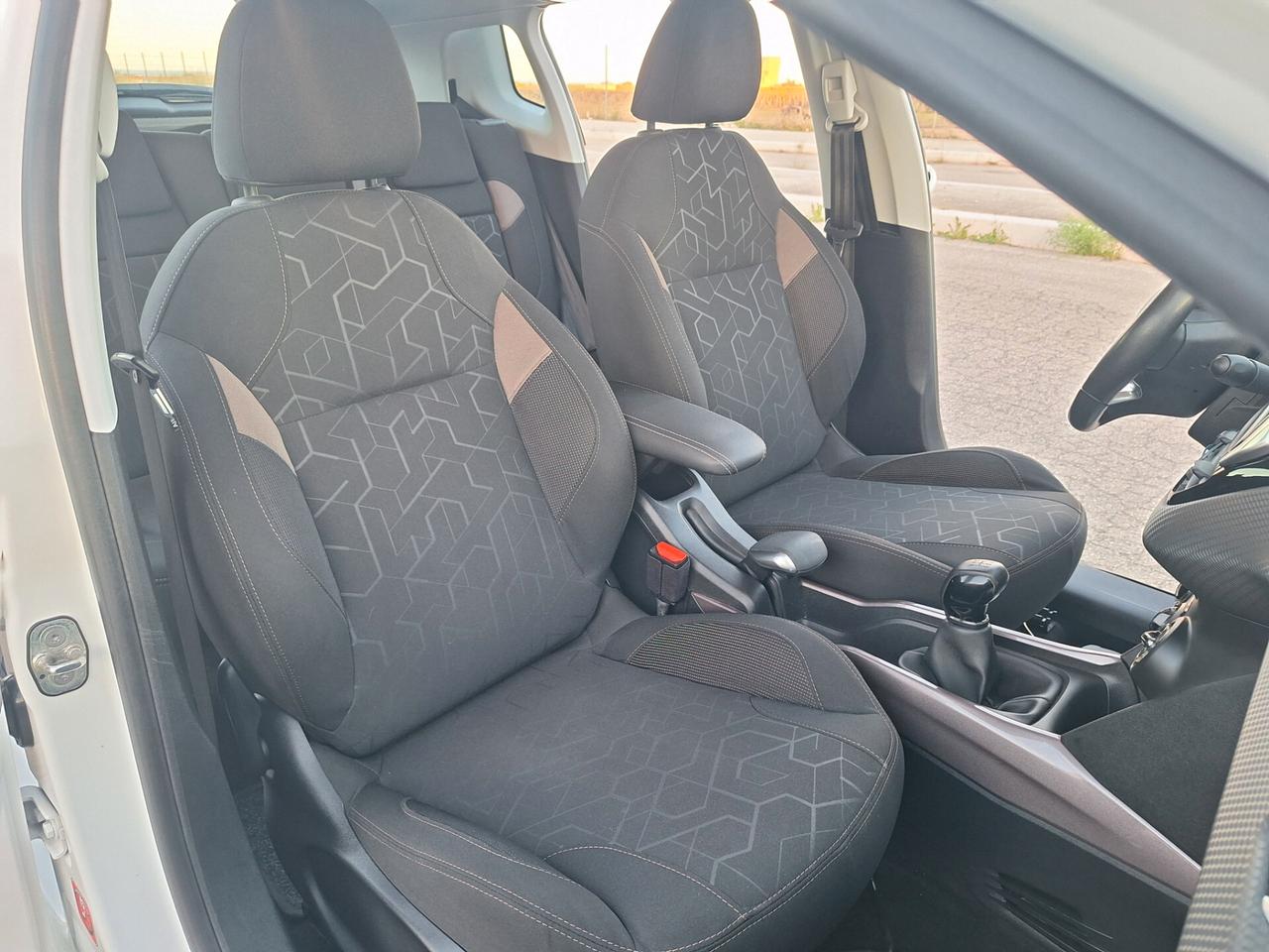 Peugeot 2008 1.4 HDi 68CV Active PERFETTA 2015