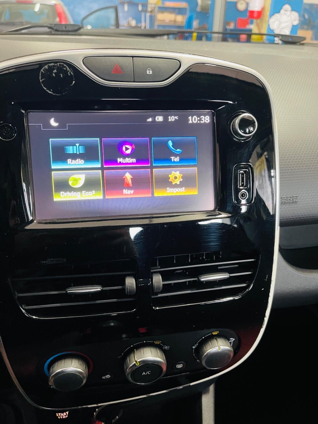 Renault Clio 1.2 75CV 5 porte Life