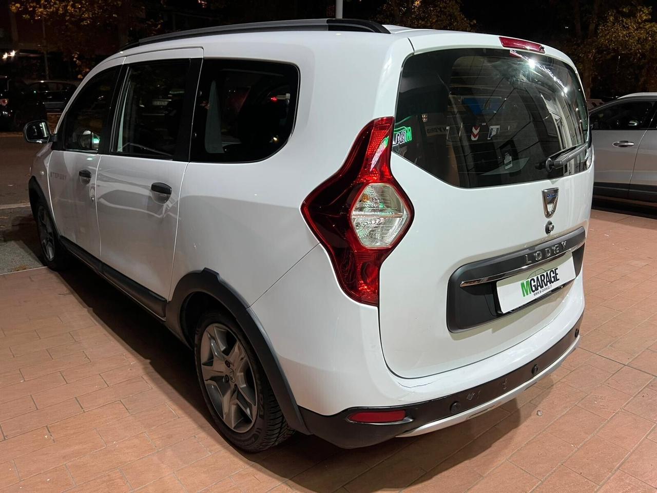 Dacia Lodgy Stepway 1.5 Blue dCi 8V 115CV 7 posti