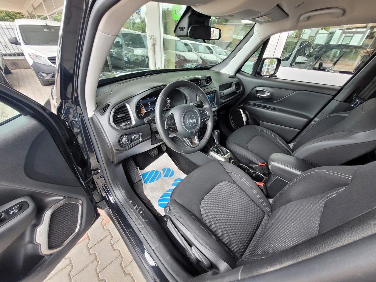 Jeep Renegade 1.3 T4 DDCT Limited