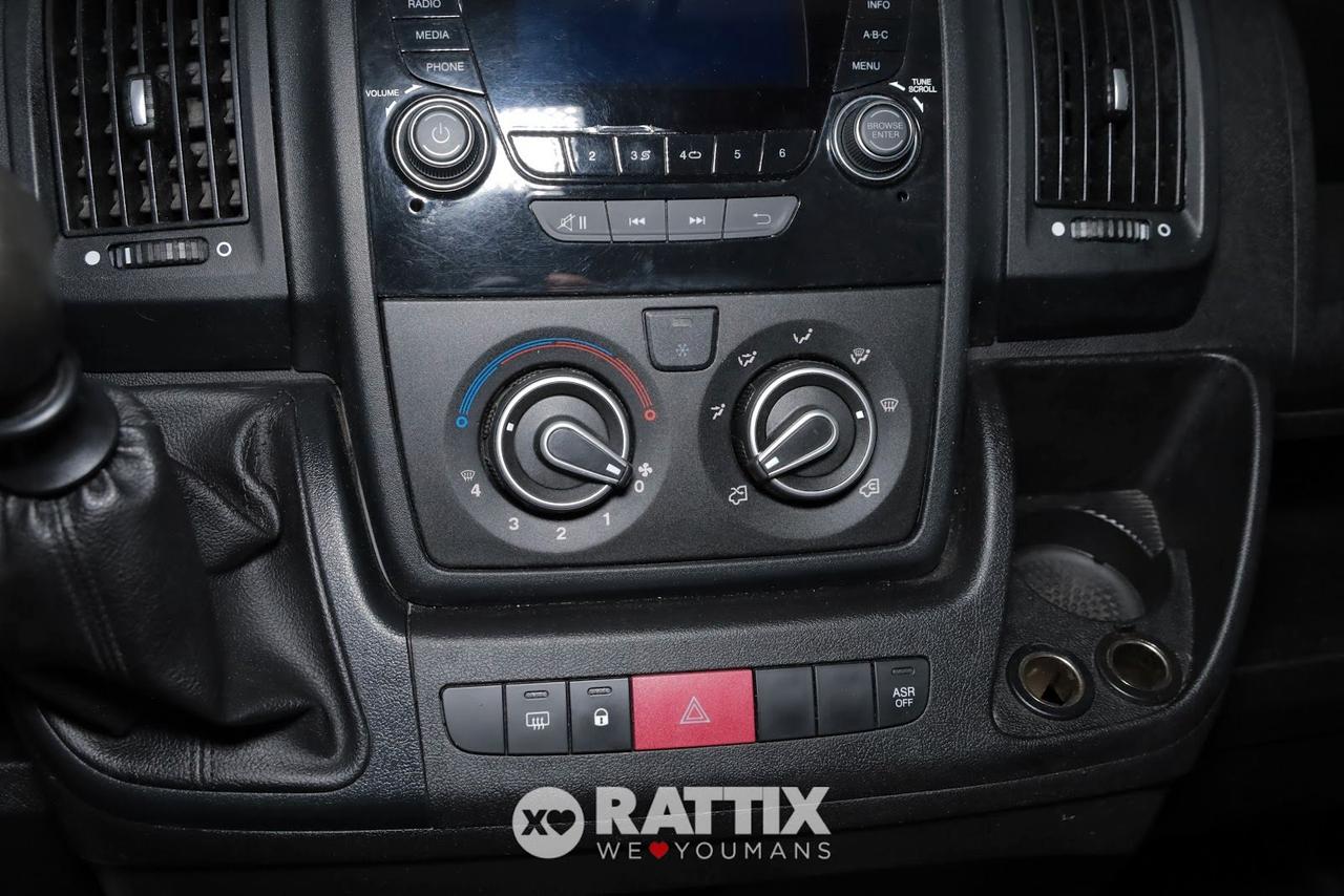 Peugeot Boxer 330 2.2 BlueHDI 140CV L2H2 Autocarro (IVA ESCLUSA)