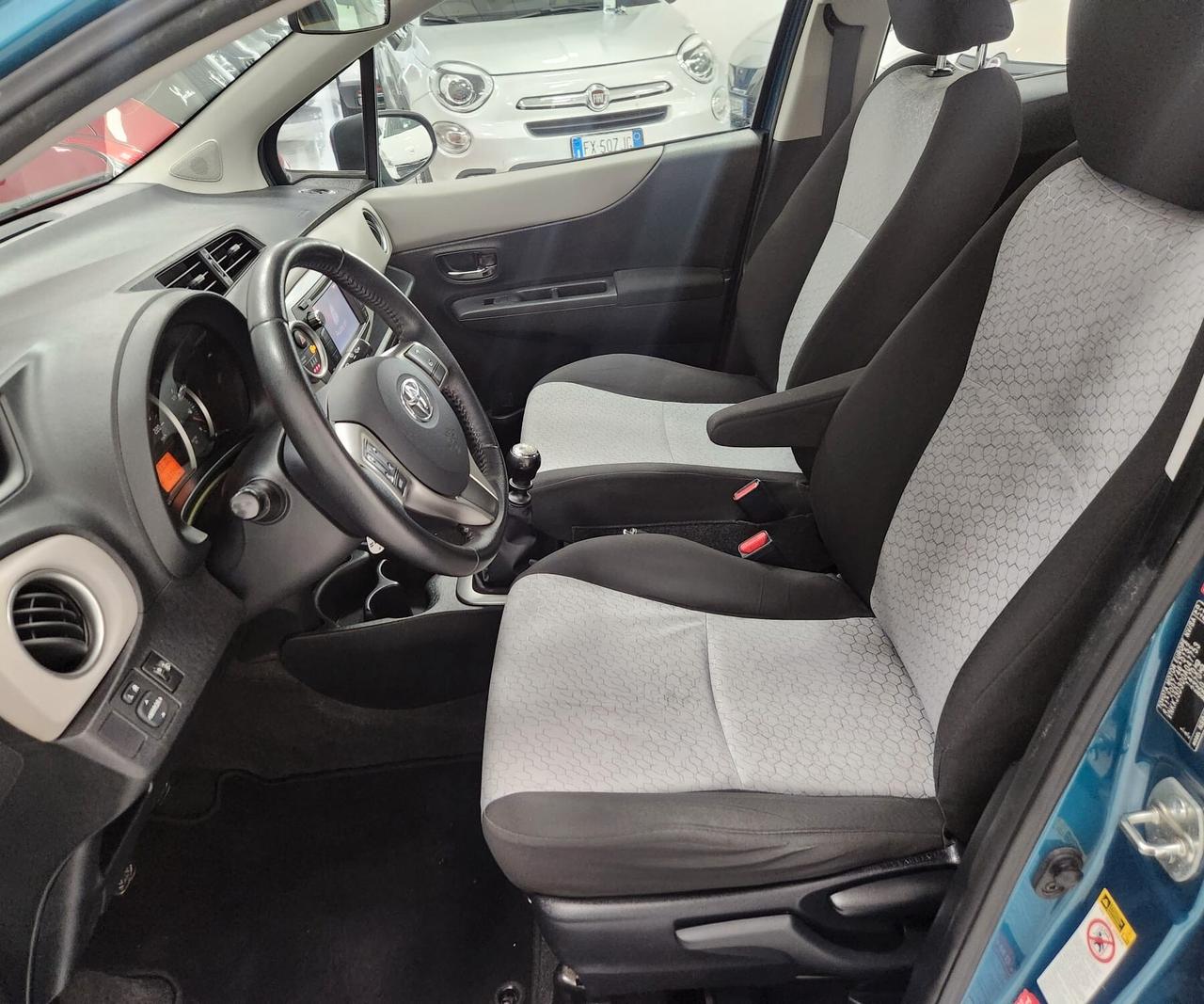 Toyota Yaris 1.3 5 porte Lounge