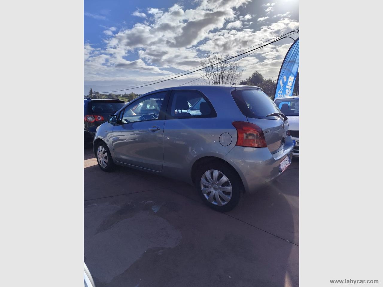 TOYOTA Yaris 1.3 5p. M-MT Navi NEOPATENTATI