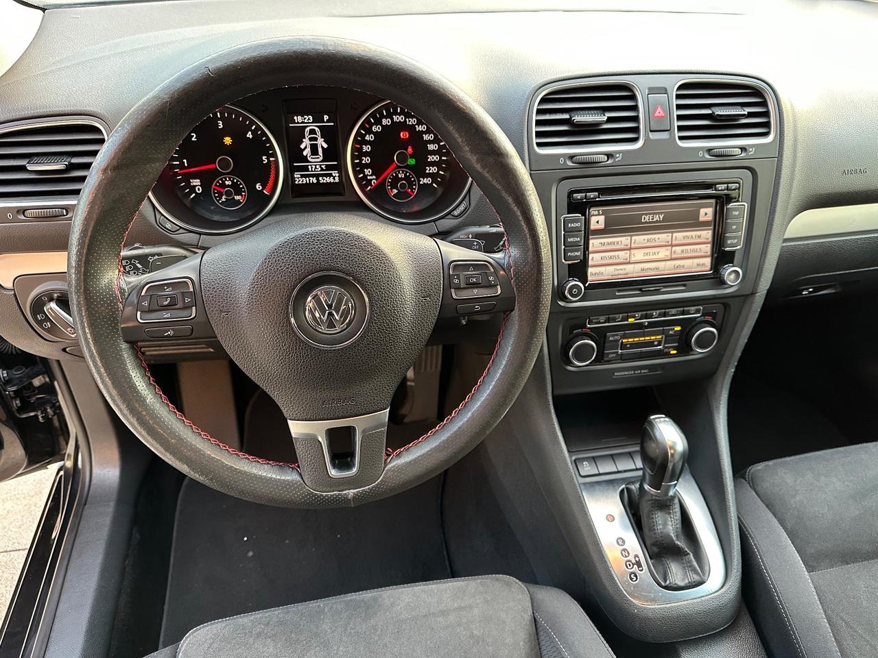 Volkswagen Golf 1.6 TDI DPF DSG 5p. Highline