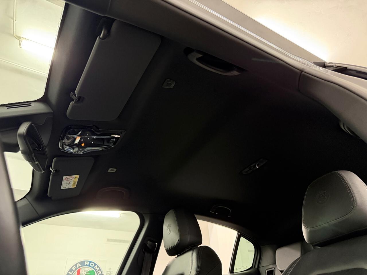 Alfa Romeo Stelvio 2.2 TD SEDILI SPORTIVI VELOCE AT8 Q4 KIT DISTRIBUZIONE ESEGUITO E VOLANTE RISCALDATI MEMORIE