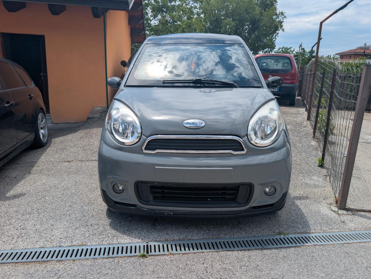 Microcar M8