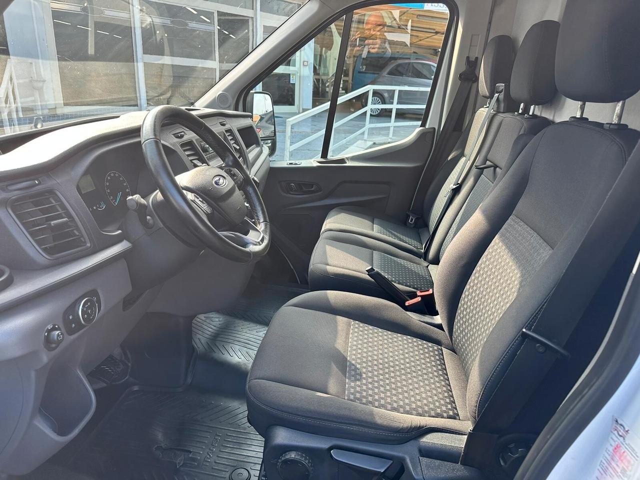 Ford Transit v363 van