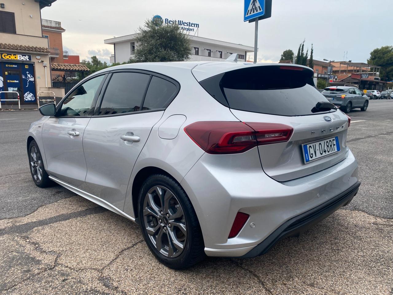 FORD Focus 1.0 EcoBoost Hybrid Autom. 155CV 5p. ST-Line
