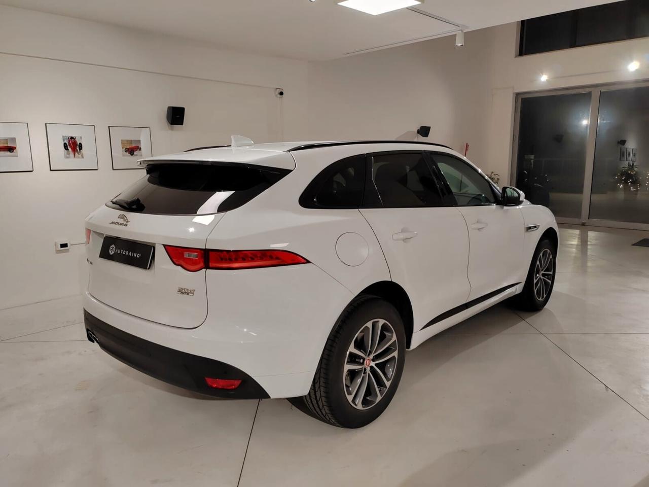 Jaguar F-Pace 2.0 D 180 CV AWD aut. R-Sport