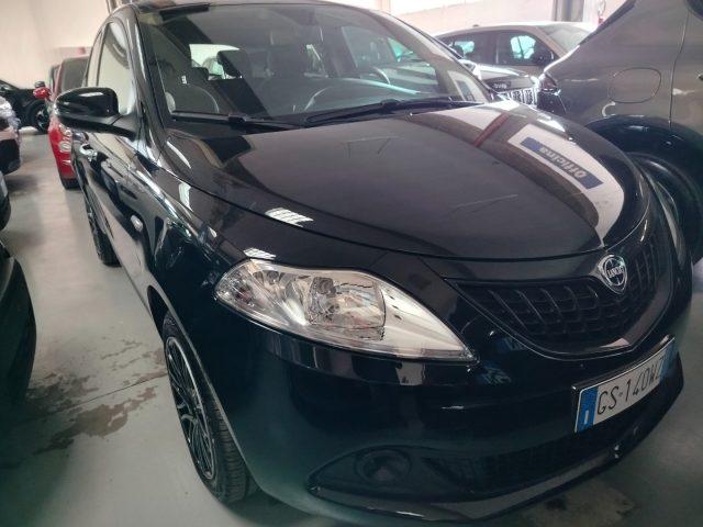 LANCIA Ypsilon 1.0 FireFly 5 porte S&S Hybrid Silver Plus