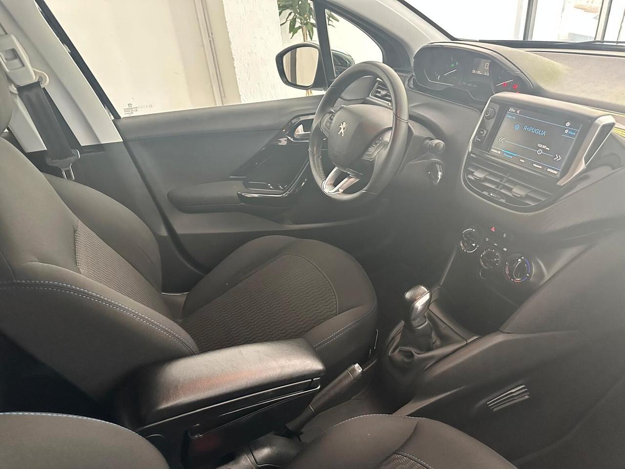 Peugeot 208 BlueHDi 100 S&S 5 porte Signature