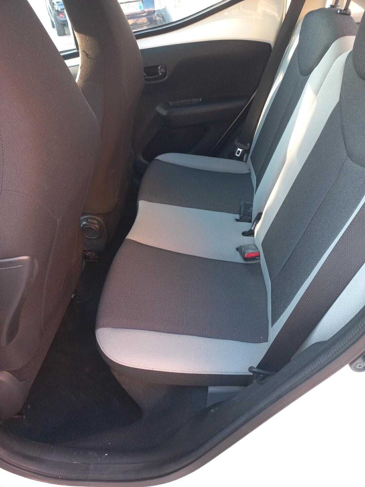 Toyota Aygo 1.0 VVT-i 69 CV 5 porte x-play km 44000