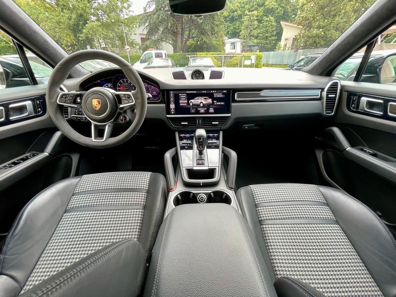 Porsche Cayenne Coupé kit GTS TAGLIANDI UFFICIALI