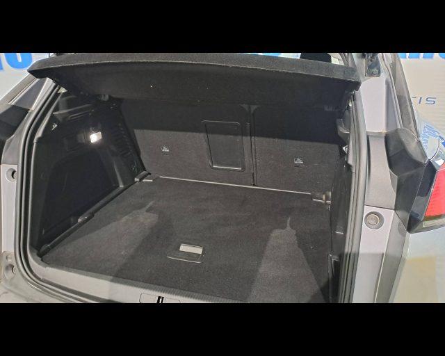 PEUGEOT 3008 1.6 bluehdi Business s&s 120cv